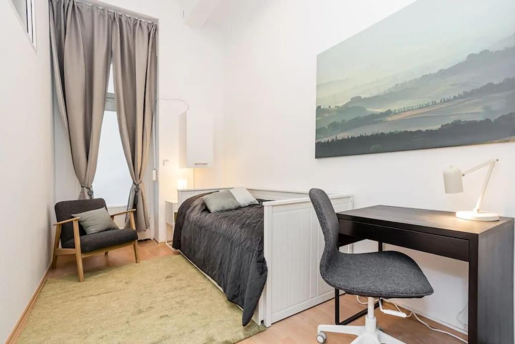 Newly Furnished Apartment For Up To 6 People 베를린 외부 사진